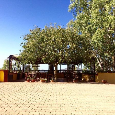 Agriturismo E Antica Fattoria Matteu Panzió Teulada Kültér fotó
